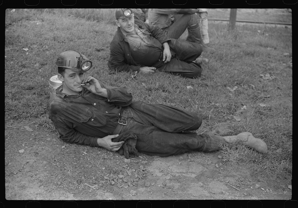 Depression Era Photos tweet media