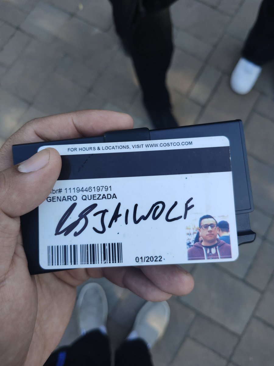 DatBoiJrSan408's tweet photo. It was great to see you again Jai! I hope that Dabin colab happens! If you need a translator for Japan! Hit me up! I'm a communication major with a minor in Japanese 👀 https://t.co/SMchvF3rlp