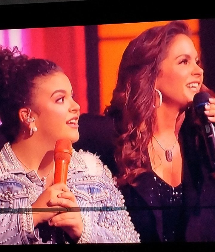 AriiannaPR's tweet photo. @juegodevoces WOoW!! @juegodevoces @LuceroMexico @LuceroMijaresOf @MijaresOficial @DanielaRomoWeb https://t.co/A81vPCPzn6