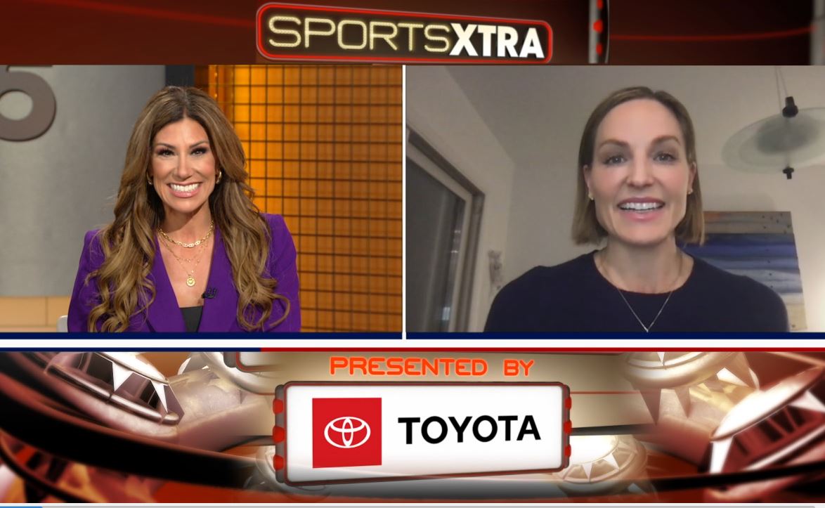 We're not wearing the same jacket tonight, but we are TALKING #KNICKS &amp; Brunson's historic night, plus behind the scenes stories that explain this resilient #NYK team as <a href="/RebeccaHaarlow/">Rebecca Haarlow</a> joins me on <a href="/fox5ny/">FOX 5 NY</a> #SportsXtra after a Big WIN w/tons of #NewYorkForever fans in Philly!