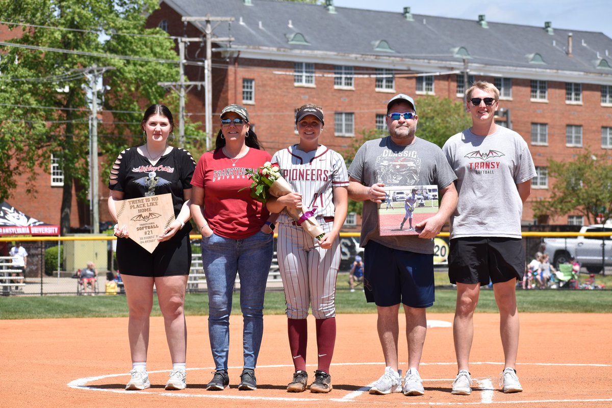 Transy Softball celebrated Senior Day by winning both games against Wilmington in 5 innings today! Stella, Carson, Carlee, and Emily all won their final non-conference regular season game at John and Donna Hall Field! Special shoutout to Carlee Jeter on pitching a PERFECT…