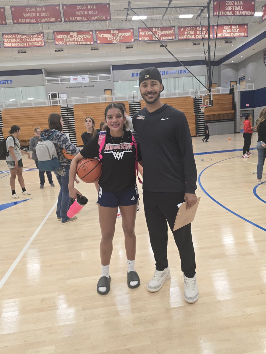 Tavis Leake II tweet media