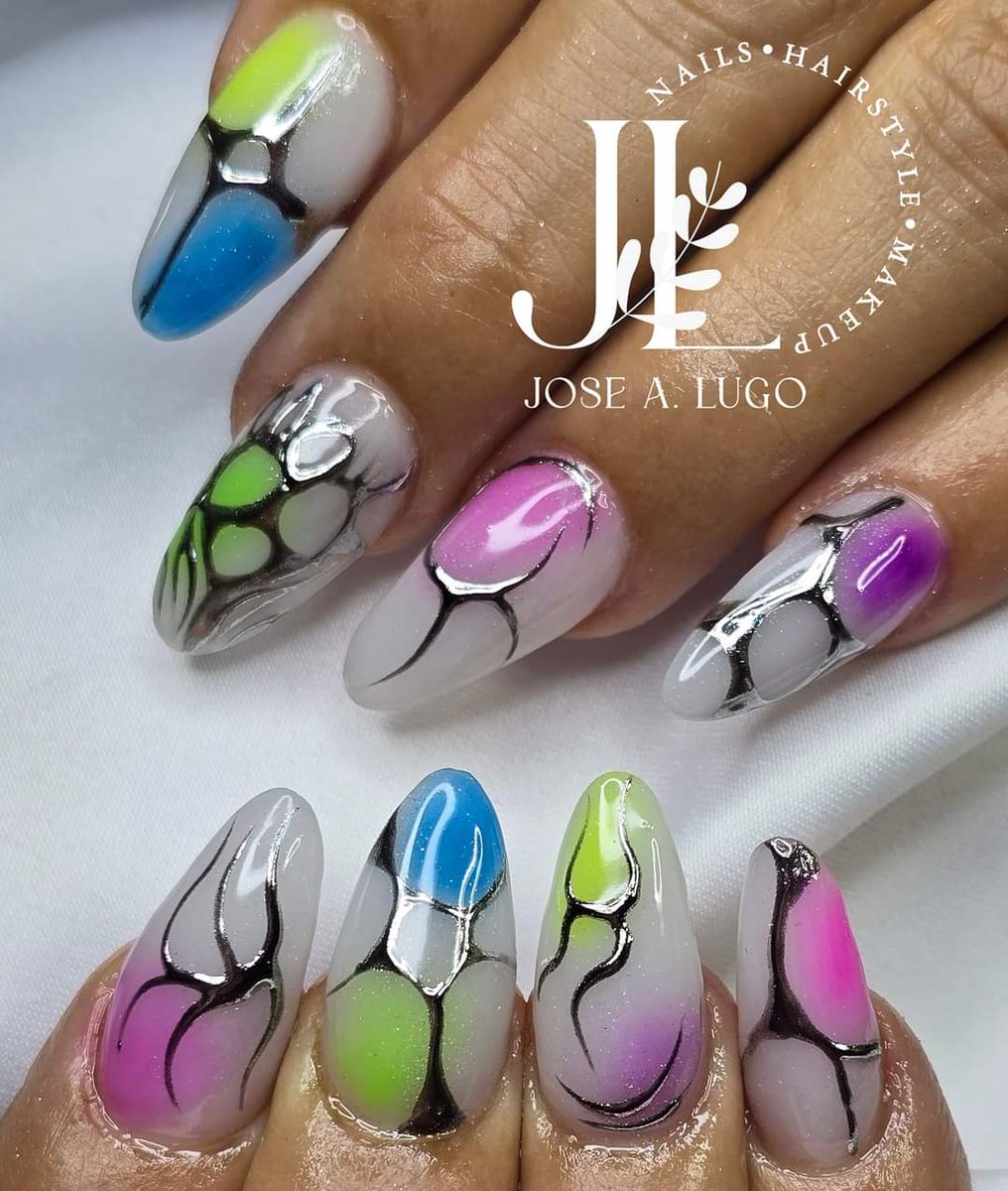 #blanco #neonpowdereffectpalette #topgel de Beauty Nails Corp 
#Chrome #plata de #tones Miguel Angel Lara 
#josenailshairstyleandmakeup 
#nailsalon #nailtechnique #nailsboricua #nailsfashionnails #naileducation #nailstyle