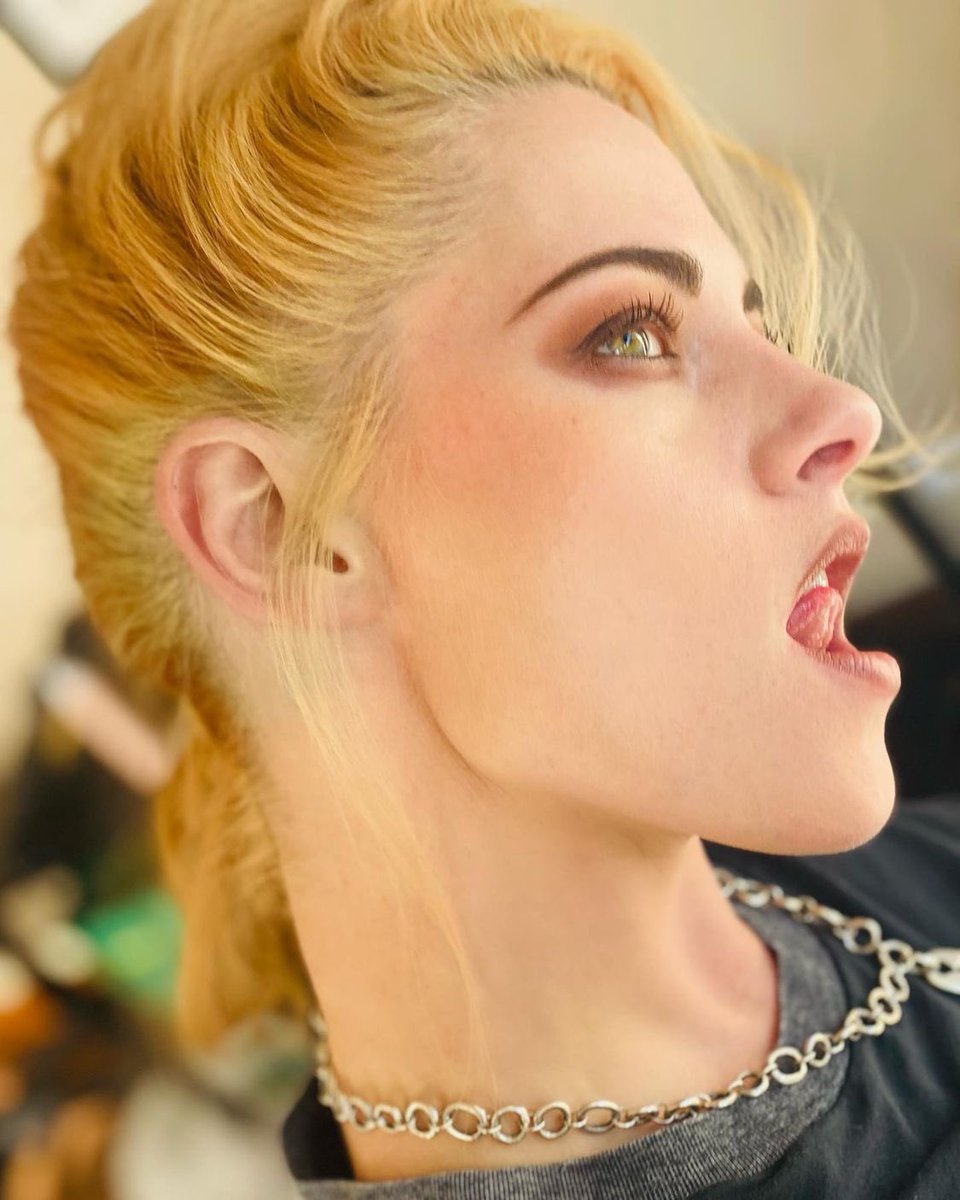 TheCinesthetic's tweet photo. kristen stewart. https://t.co/6DtoTHDZ6F