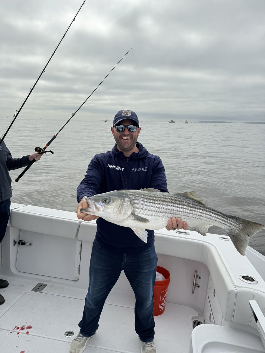 CoachJeffGallo's tweet photo. Great Day on the Water with some @MUHawksFB Alumni &amp; Friends!  HAWKS Catch the Big Fish!  
Shoutout @wfwmgmt with the Big Time Boat! 
#FlyHawks #FishHawks #CampusLife
Ⓜ️🦅🎣🔥 https://t.co/CZWQk2rAFk