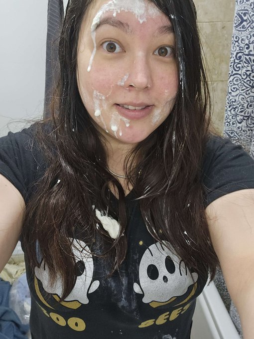 Post twitch stream selfie.. I was only playing sims 4 🤔😂😱 https://t.co/lDYT4XAsuM<a href="/tag/throne"class="tags"><span>#throne</span></a><a href="/tag/wishlist"class="tags"><span>#wishlist</span></a><a href="/tag/spoilme"class="tags"><span>#spoilme</span></a>