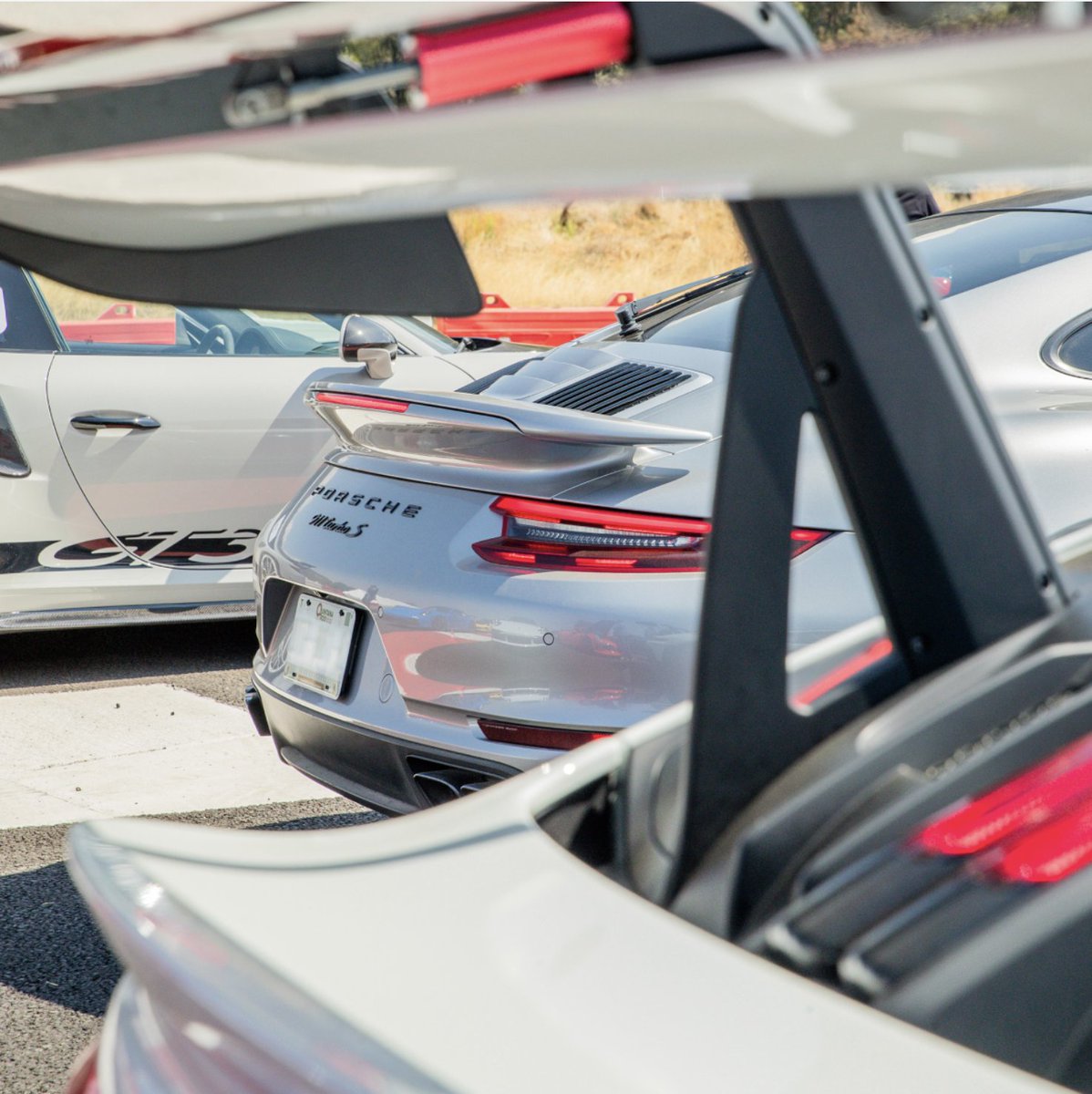 Además de poner a prueba la potencia de nuestros deportivos, en Porsche World Road Show 2024, nuestros invitados pudieron admirar de cerca los extraordinarios detalles de diseño que los hacen totalmente únicos. #PWRSMéxico #ExperienciasPorsche