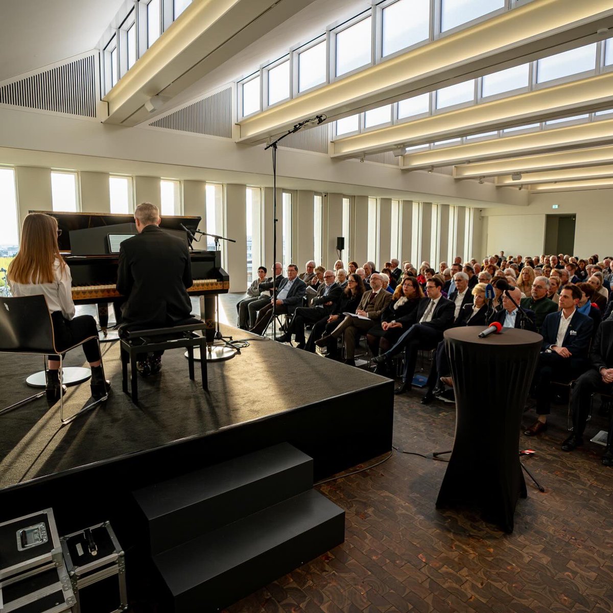 Philipp Gutbrod (@philippgutbrod) on Twitter photo This weekend, two concerts took place in the Exhibition Hall of the <a href="/mathildenhoehe/">Mathildenhöhe</a> in #Darmstadt. #DeutscheStiftungDenkmalschutz, <a href="/DLF/">Deutschlandfunk</a>, and <a href="/Stadt_Darmstadt/">Stadt Darmstadt</a> invited concert pianist #AndreasHering to perform compositions by Hessian Grand Duke Ernst Ludwig. 📸 #ReneAntonoff This weekend, two concerts took place in the Exhibition Hall of the <a href="/mathildenhoehe/">Mathildenhöhe</a> in #Darmstadt. #DeutscheStiftungDenkmalschutz, <a href="/DLF/">Deutschlandfunk</a>, and <a href="/Stadt_Darmstadt/">Stadt Darmstadt</a> invited concert pianist #AndreasHering to perform compositions by Hessian Grand Duke Ernst Ludwig. 📸 #ReneAntonoff