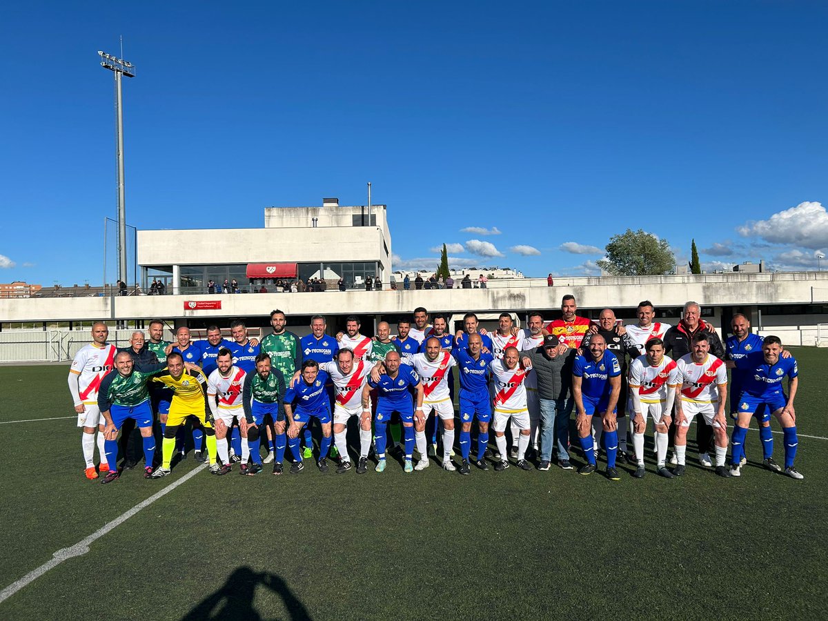 ⚽ 3-1 Gran partido de confraternidad contra un gran equipo @VeteranosGetafe CF #FutbolVeteranos @FEAFV