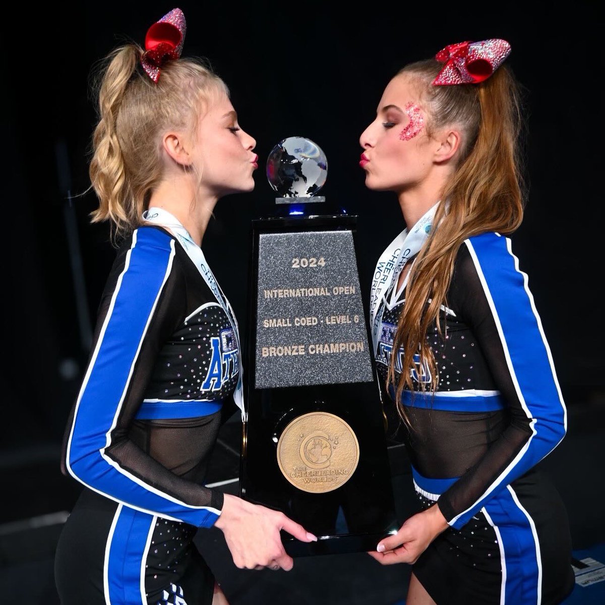ca_denverco's tweet photo. Kiss cam is at it again! 💋🥉

#Claworado #TheBestOfTheBest #RageAllDay #CheerleadingWorlds https://t.co/udnK0kAaO5