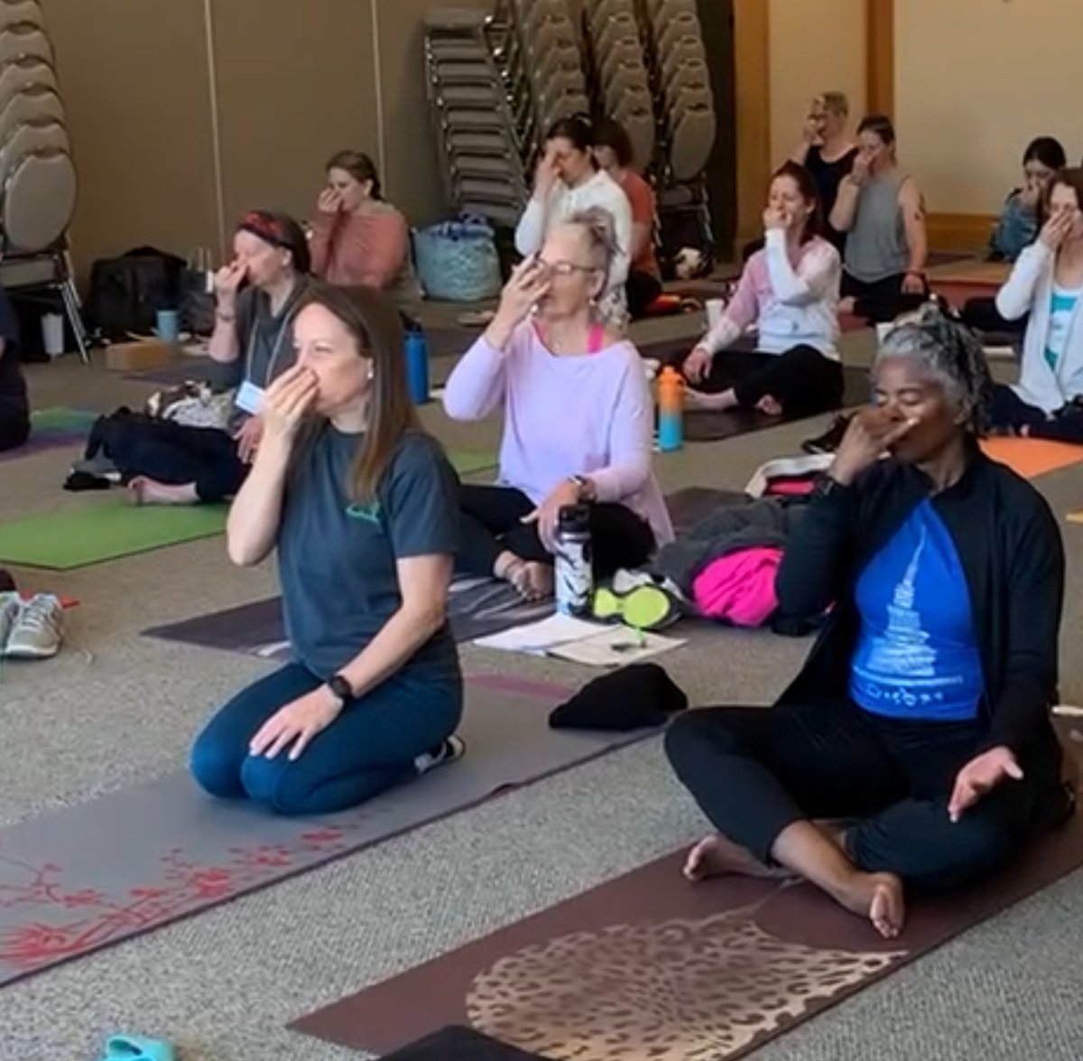 MotivationYogi's tweet photo. I was honored to teach "Pranayama: Healing the Lifeforce" at the MN Yoga Conference to an amazing and diverse group of warm and welcoming Midwest Yogis! Thank you @amyzellmer for bringing this fabulous Conference to life.  #yogaconference #yogateacher #motivationalyogi https://t.co/JxSpVmJTSm