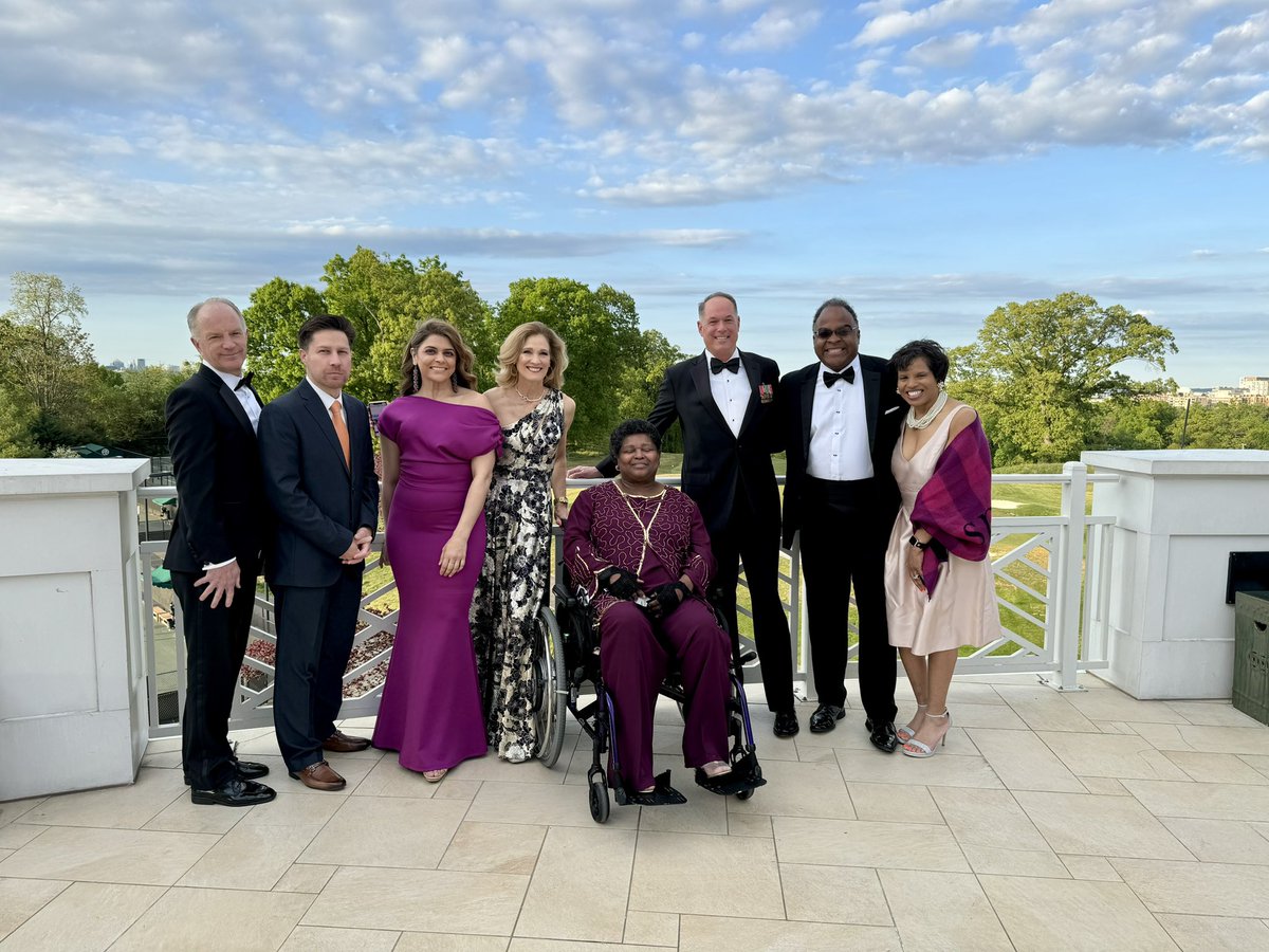 Aisha Khan tweet media