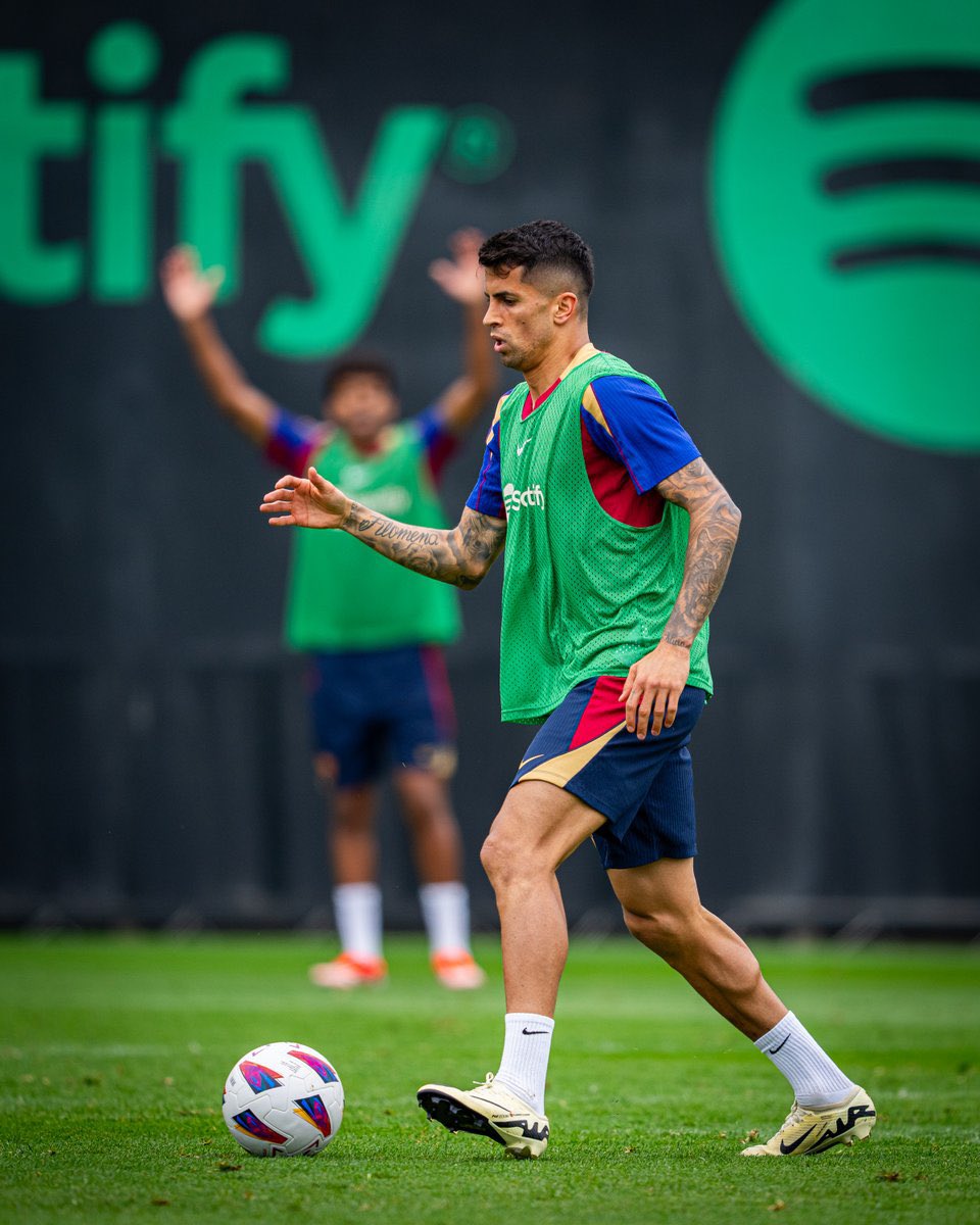 Joao Cancelo📸