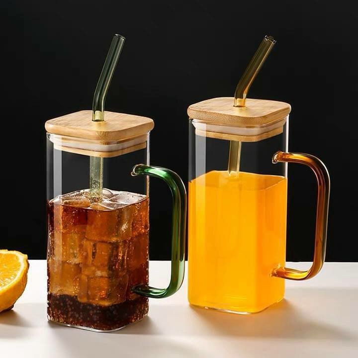 Hadassah588's tweet photo. FOR FASTEST FINGERS ONLY 
Smoothie Cups with straw
Frame 1&amp;2 = 4500
Frame 3 = 6k 
Frame 4 = 8k 

#NightmarketwithDammyB
#pagesbydamicommerce 
#EasterSales
#Easternightmarkert 
#Flutterwavescommerce
#Easterfunfair https://t.co/TJmOdQXf64