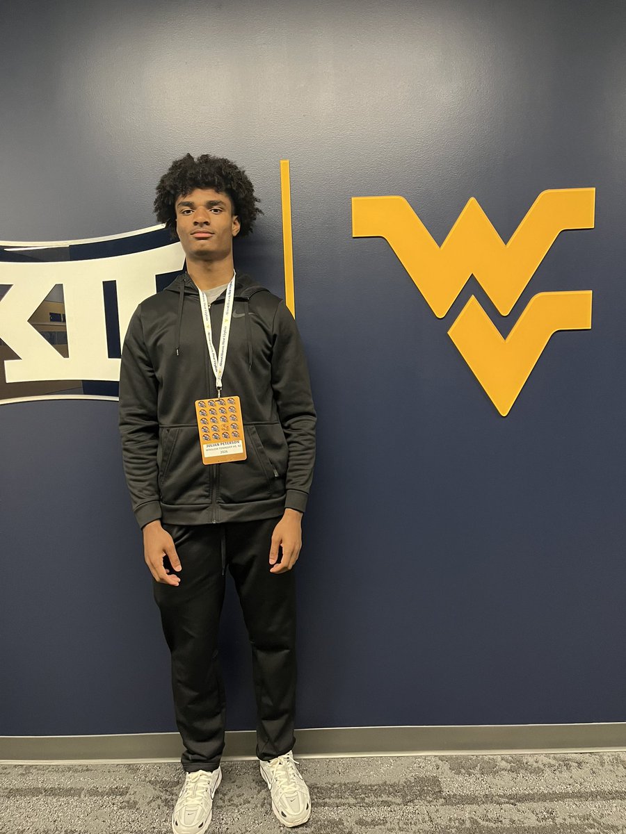 I had a great time yesterday at @WestVirginiaU. I hope to be back in the future. @chillbelton @winslowtwpfb @CoachLewis_shec @Coach_TBell @CoachChadScott