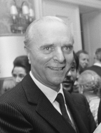 DCognitivos's tweet photo. Mensaje al gobierno de #Israel.

En 1944, siendo embajador en Hungría ,el diplomático español Ángel Sanz Briz salvó la vida a más de 5.000 judíos.

NOS LO DEBEIS CABRONES, CONTAD LO DE PEGASUS. https://t.co/uzTSZ3kiu0
