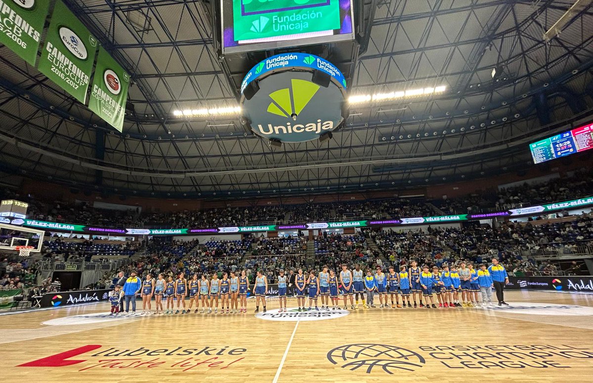 Desde #velezmalaga hemos puesto nuestro granito de arena para ver a un Unicaja Baloncesto campeón...
¡¡¡Felicidades, campeones de la BCL!!!