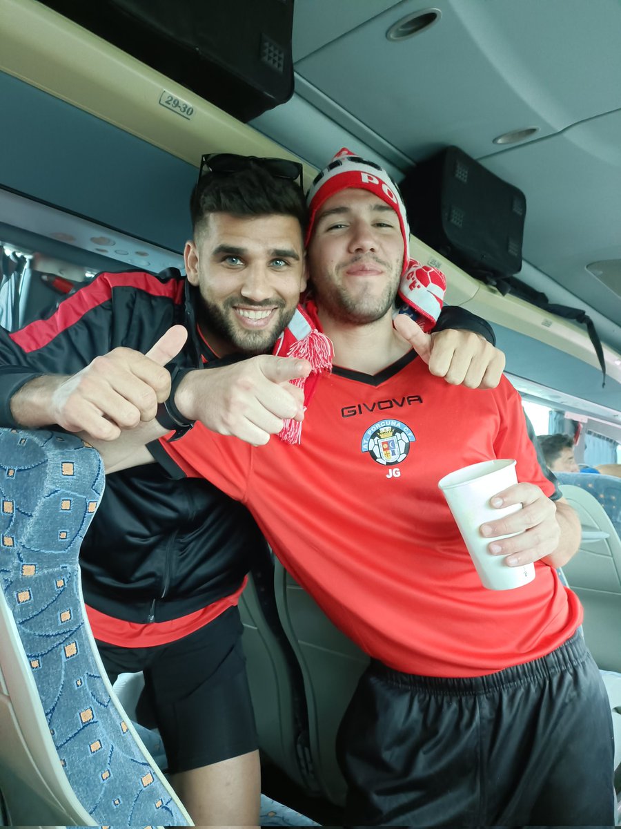 juancagm6's tweet photo. Día especial que te da el fútbol, un ascenso,sea la categoría que sea, no se consigue todos los días.
SOMOS DE TERCERA @atporcuna https://t.co/xkziaaQY4b