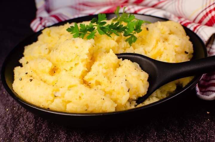 This simple vegetable side dish recipe of creamy buttered swede makes a perfect addition to the dinner table. Recipe - flawlessfood.co.uk/creamy-buttere… #sidedish #foodie #comfortfood #foodlover #ukfoodblogger