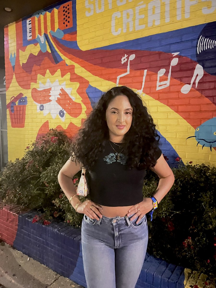 7lilifa's tweet image. it was #humid outside