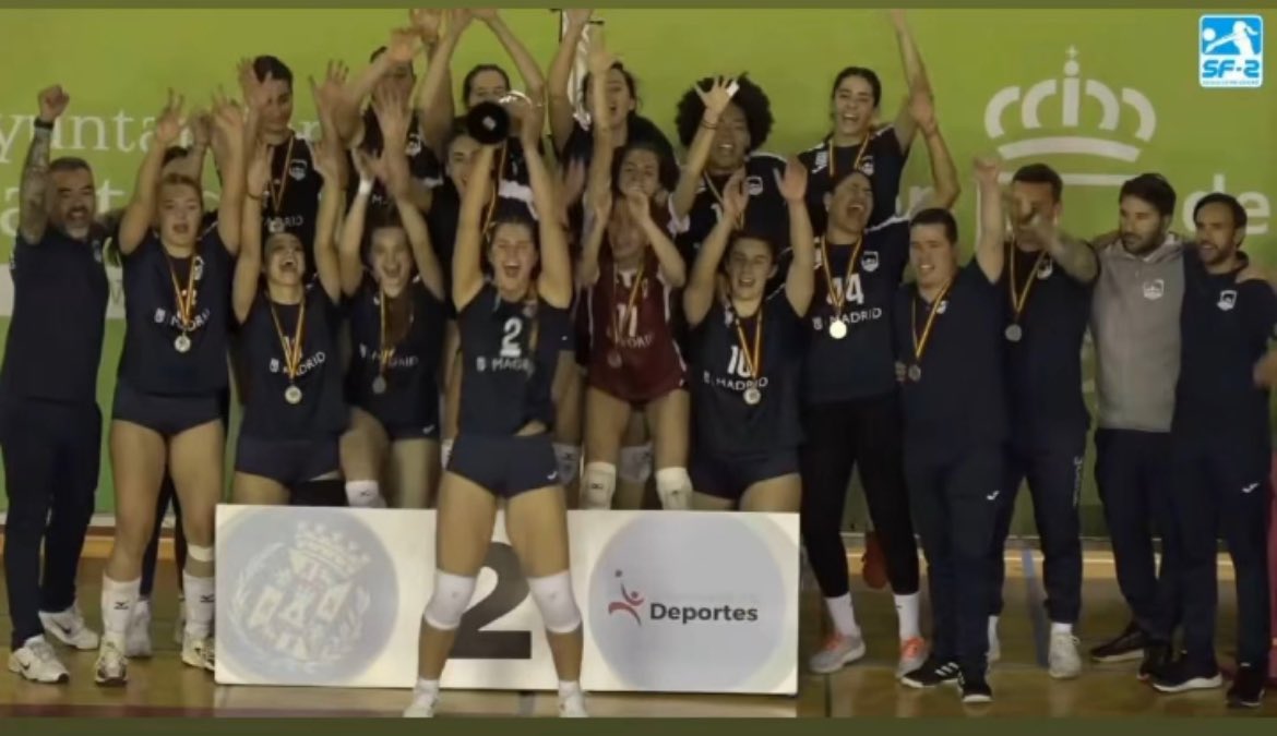 traineralfonso's tweet photo. 🎯 �� ¡Gran trabajo de todos, traemos a este club donde se merece estar! en la liga SF-1 @iberdrola ! https://t.co/r1hwkP6O3X