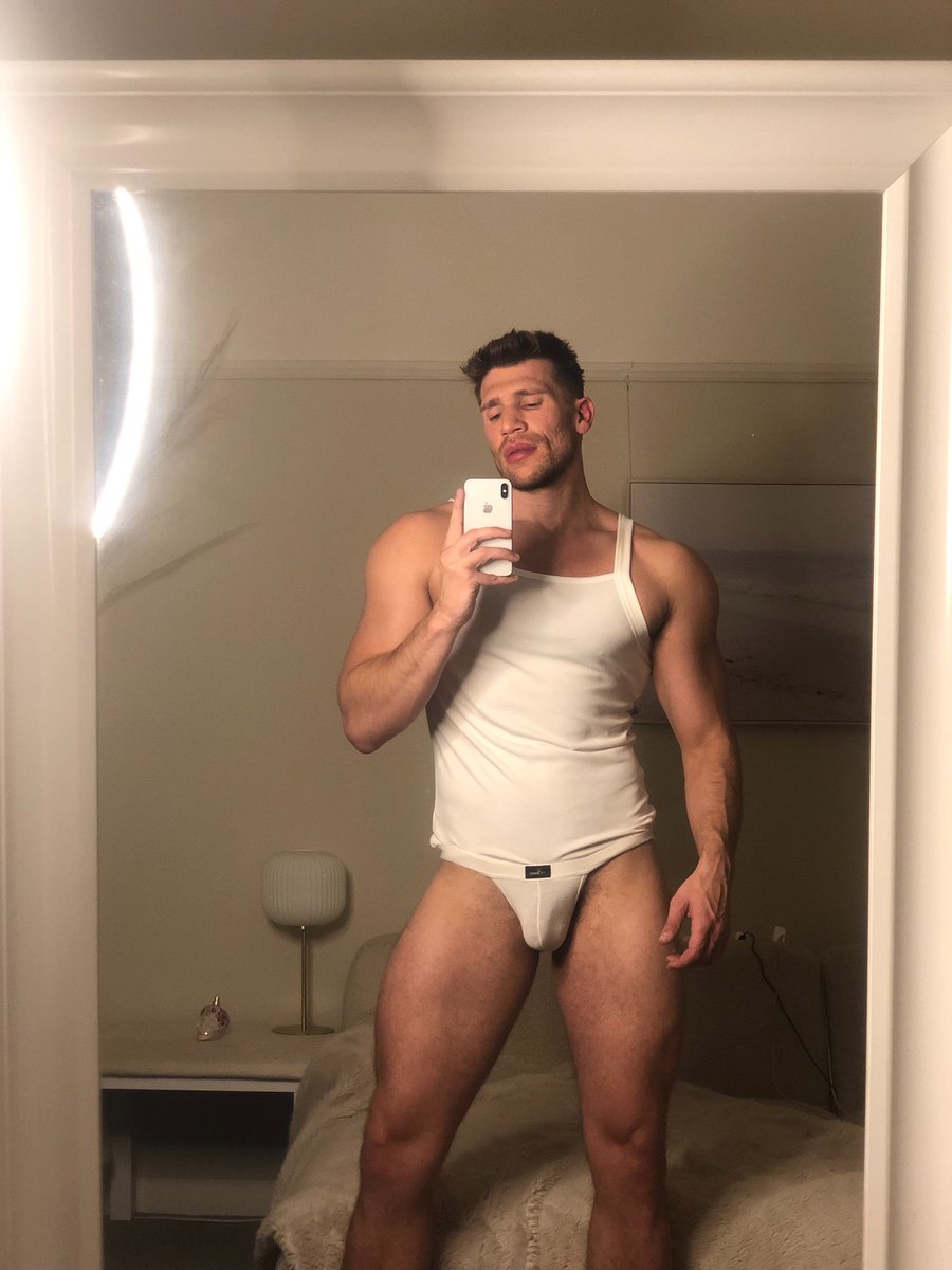 My Monday attire 🤤 See what else I do on Mondays .. 😏 onlyfans.com/luvtommy 🩵