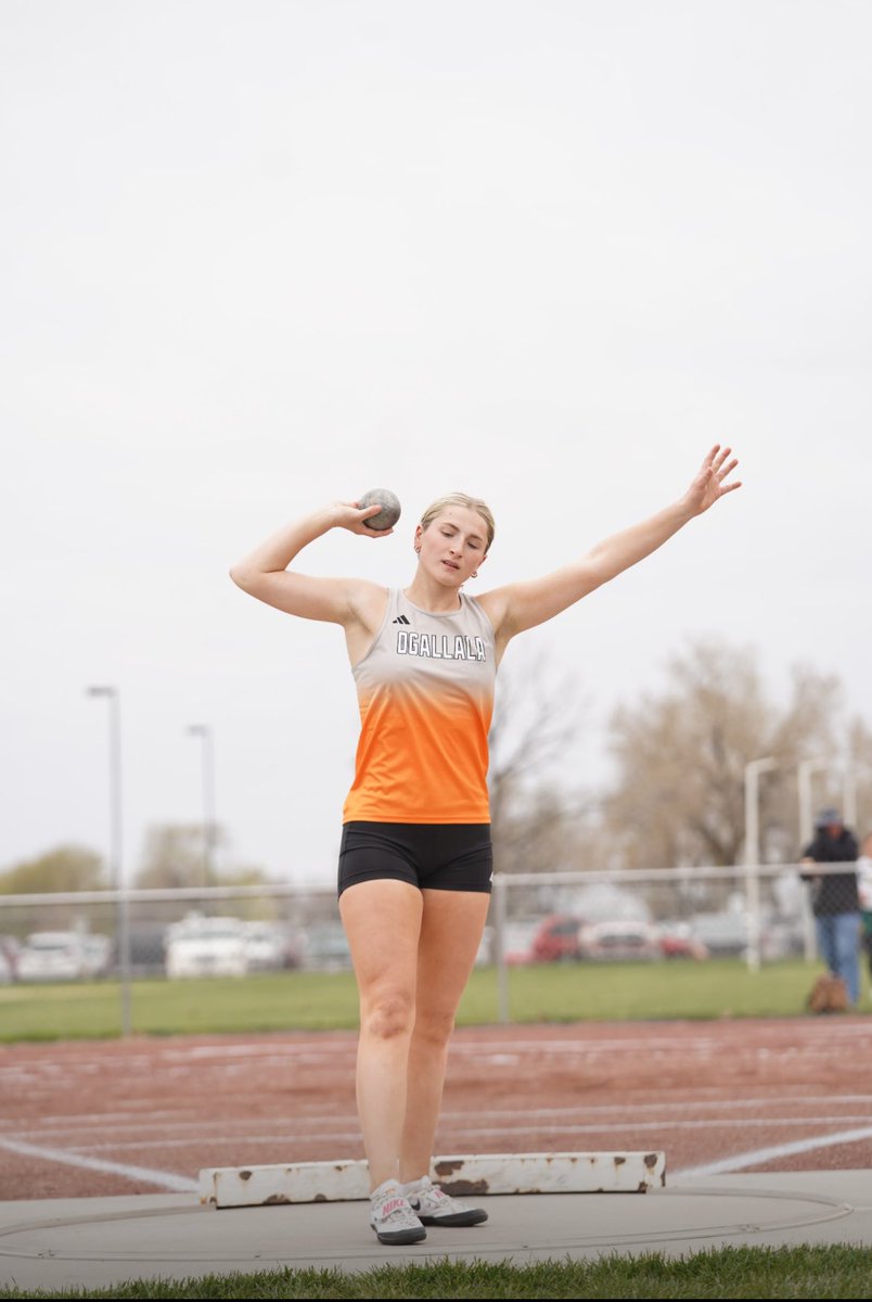 🚨NEW SHOT PUT PR!!🚨
36’ 1/2” ☄️
#multisportathlete #trackseason #almostdistricts