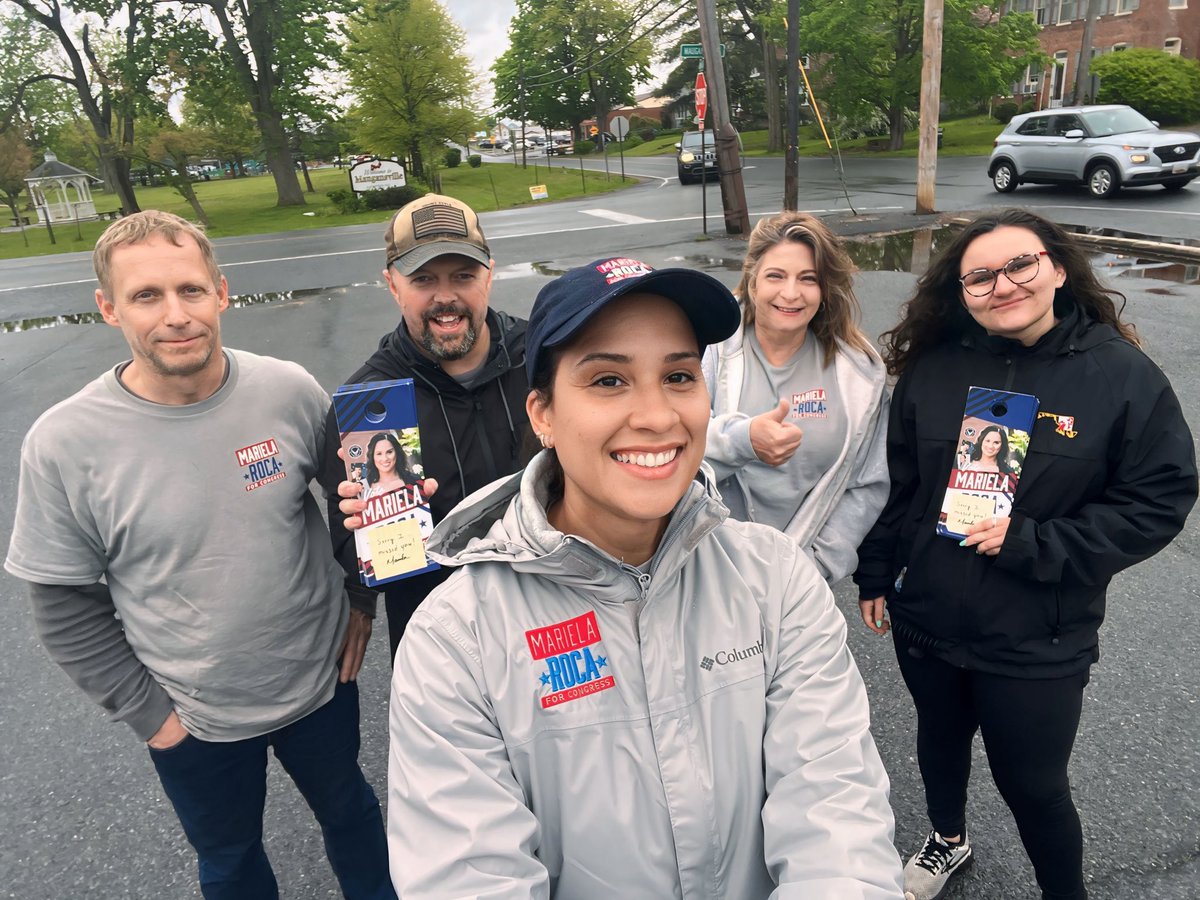Another successful door-knocking weekend with Team Roca! Not even a rainy day can stop this crew, loved meeting and speaking with all our amazing supporters, people who have already voted for us, and those who plan to vote for us! 🇺🇸🗳️ #rocaforcongress #MD06