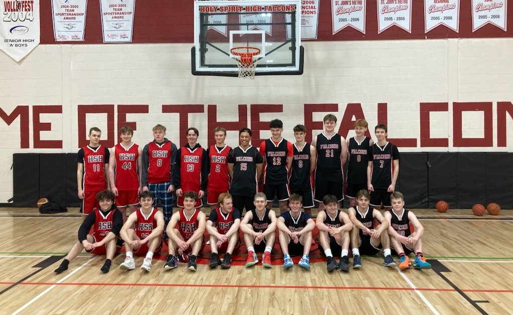 HSH_PE_Dept's tweet photo. Shout out to our Sr. Boys Basketball Teams who finished their season with some fun intersquad games!! Best of luck to all the senior Falcons and a big thank you to all the coaches and parent volunteers😊
@HolySpiritHS https://t.co/tb3qV0h5Sb