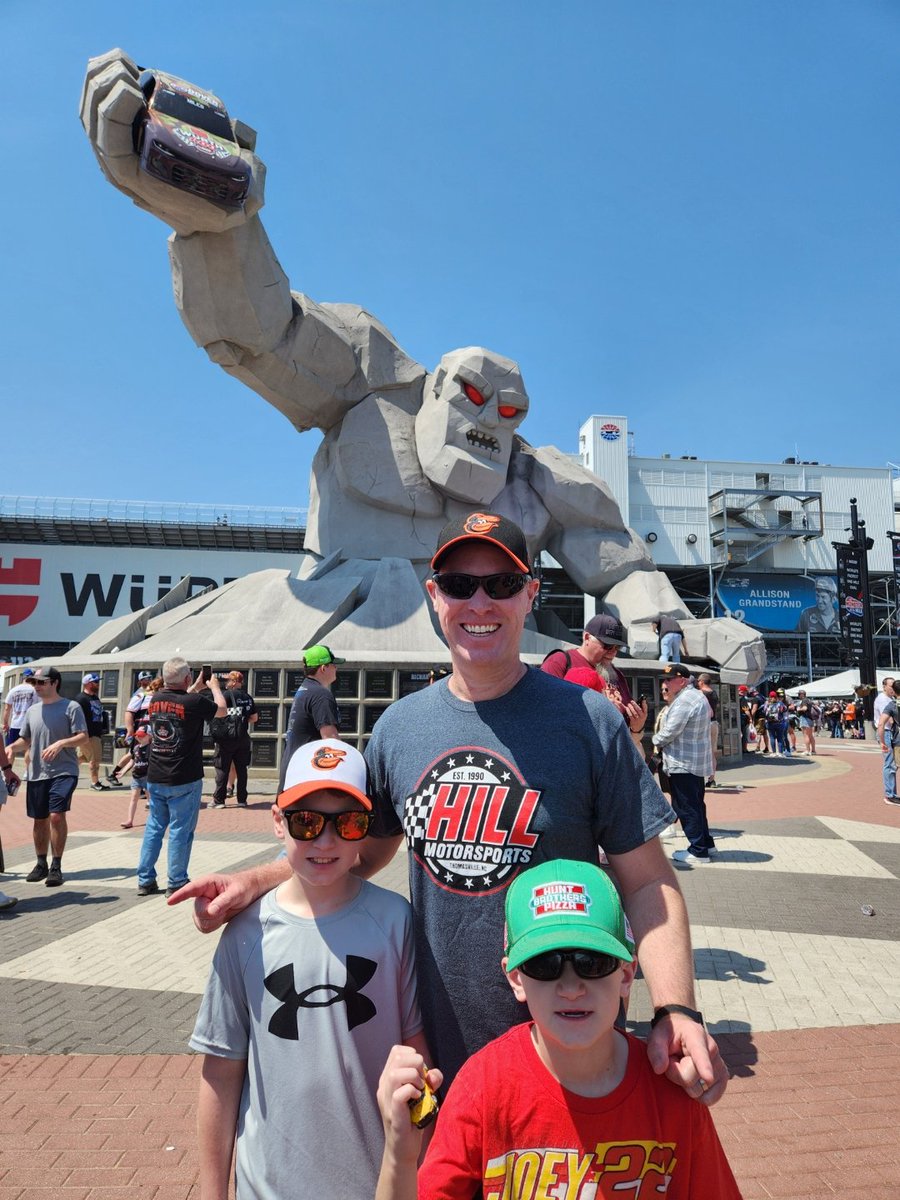Had a great time @MonsterMile today for our first @NASCAR race for our family! Just wish we we could see @TimmyHillRacer, but proudly wore my @TeamHill56 shirt! #NASCARCupSeries #Nascar #MonsterMile