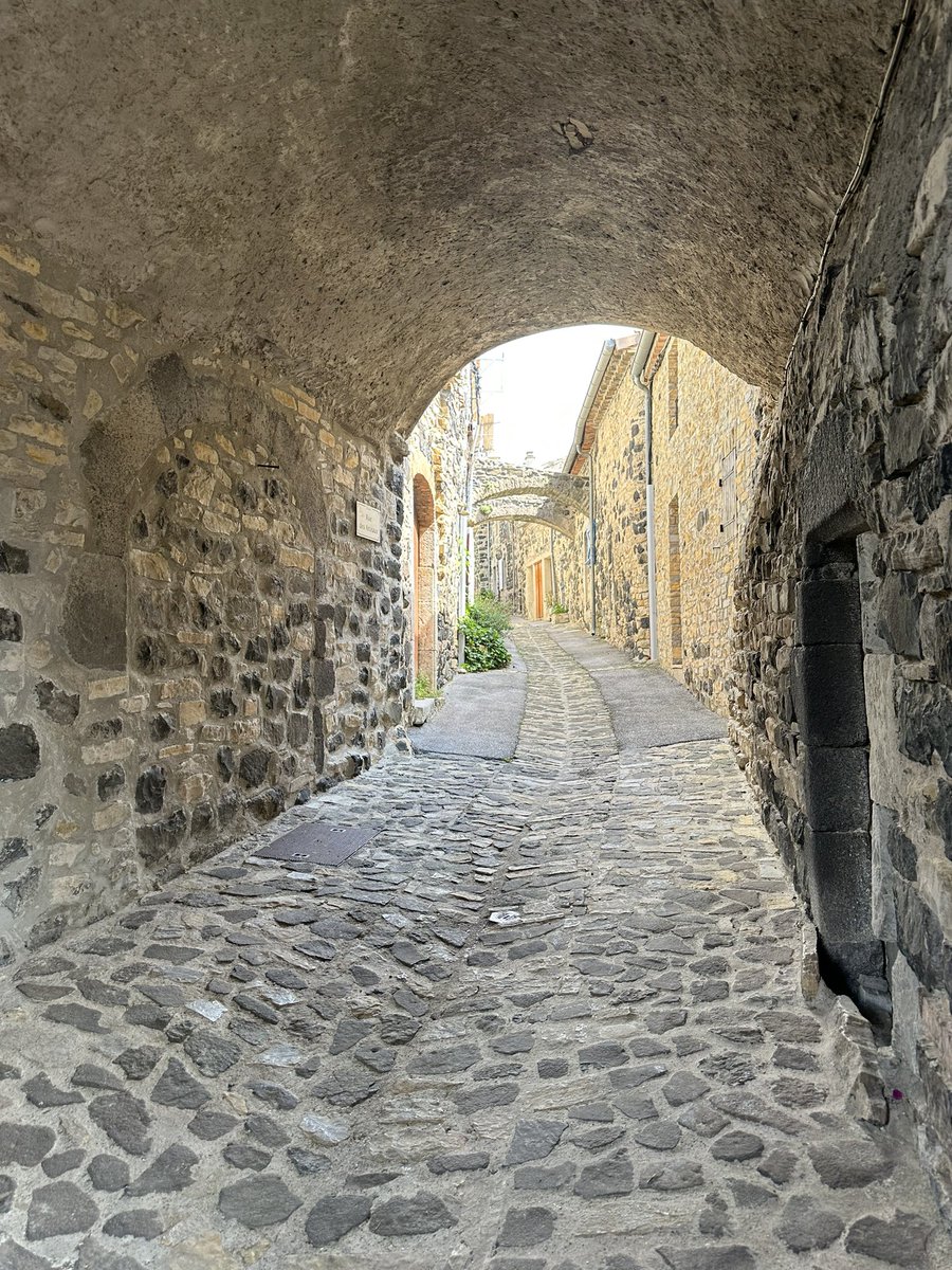 @1mot1photo
#1mot1photo
#Rue
Mirabel, Ardèche