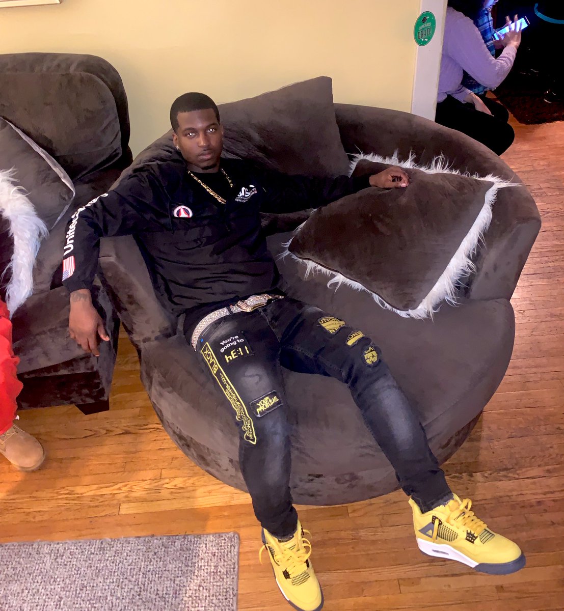 Easy_bread's tweet image. 😤