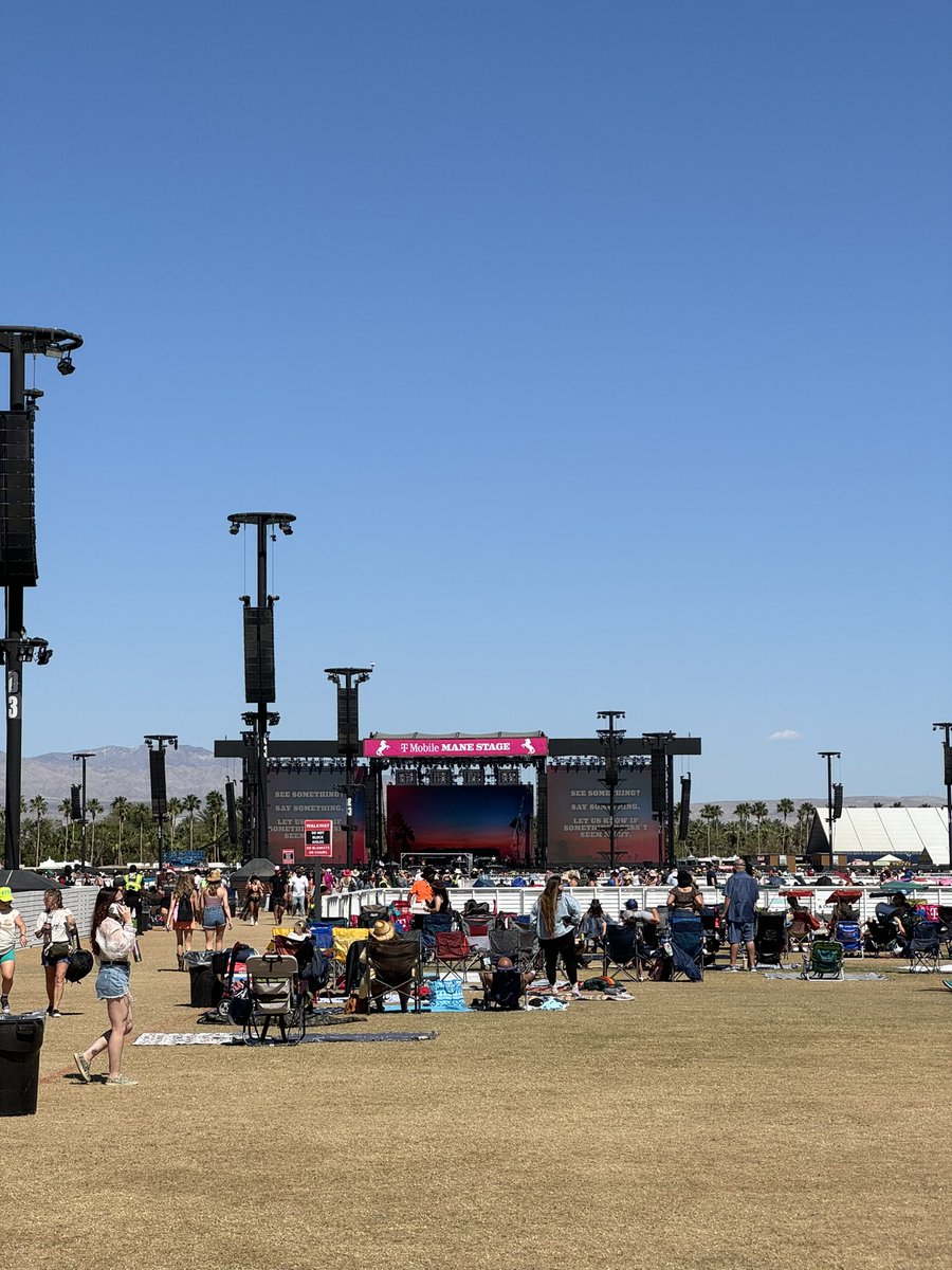 KimberlyJWyman's tweet photo. Enjoy great benefits like Club Magenta perks as a T-Mobile customer. Check out the great view of the T-Mobile Mane Stage #stagecoach2024 #MagentaStatus https://t.co/REtV0ZmFBl