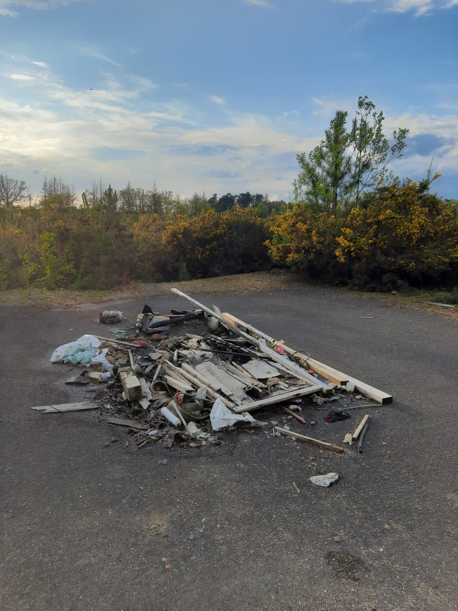 Whilst on patrol with PSI 17761 Harris we were  looking for #Stolen items but we found #Flytipping instead.    Fly-tipping should be reported to your local council.  The Police work with Councils and the Environment Agency to tackle Fly-Tipping. #23206 Country Watch  #HantsRural