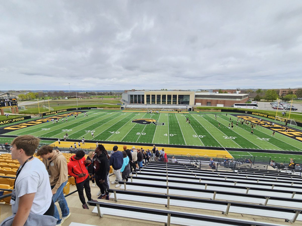 Thanks again <a href="/CoachRauen/">Landon Rauen</a> for the invite. Had a great time checking out the campus!
<a href="/gustiefootball/">Gustavus Football</a>