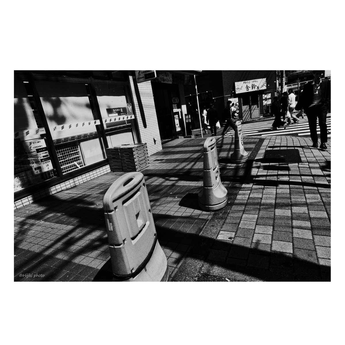 街の人々 #ストリートスナップ #東京 #率直で遠慮のない写真 #Tokyo #Japan #candid #snapshot #BlackandWhite #bnwphotography #bnw #streetshots #monochrome #streetphotography #blackandwhitephotography