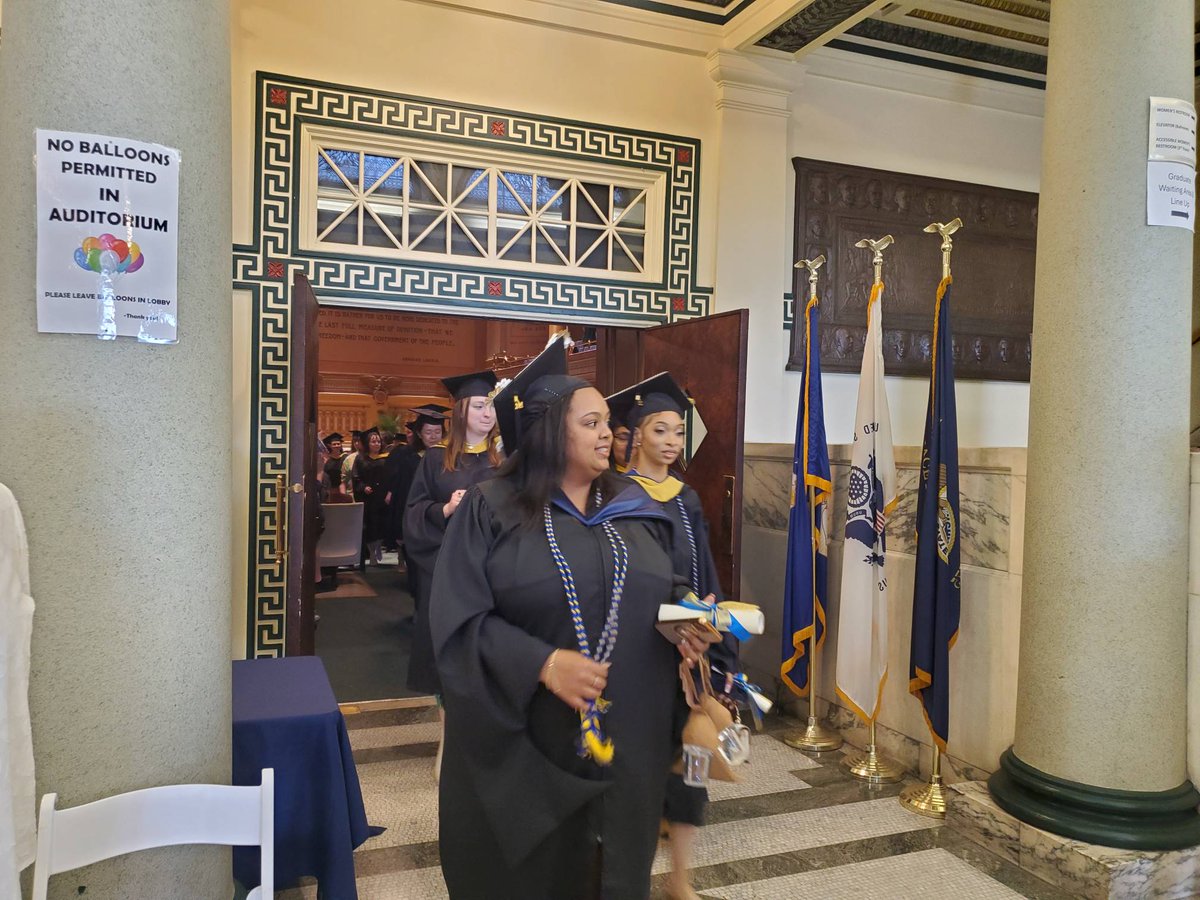 PittSocialwork's tweet image. One more time...congratulations 2024 Pitt School of Social Work graduates! We look forward to seeing what you are going to do as you go forth to make the world a better place! #pittgrad #H2P