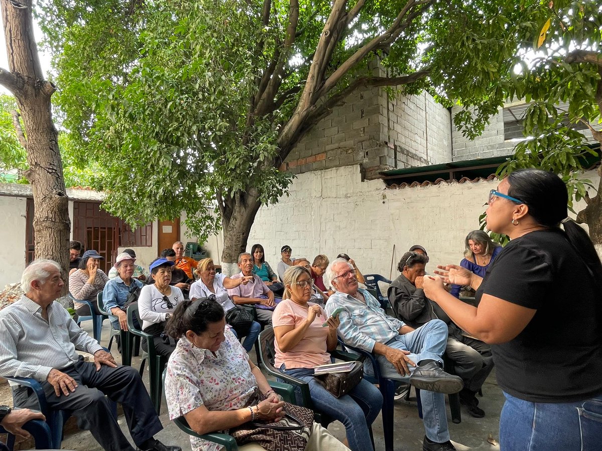 karelisherediah's tweet image. #28Abril | Asamblea de Ciudadanos, parroquia Catedral organizando a nuestros equipos para la Defensa del Voto, el #28Jul la UnidAD gana con Edmundo para todo el mundo. Compromiso y dedicación por 🇻🇪