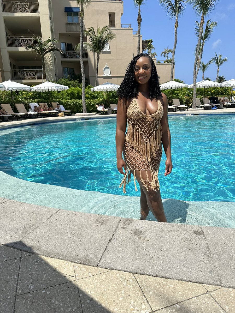 miya_monet's tweet photo. Pool side in the Cayman Islands 🇰🇾… in @boutique_mmonet Sand on the Beach Swim set 

Grab yours below

https://t.co/qvXEL7oDlt https://t.co/yzjpdToEP1