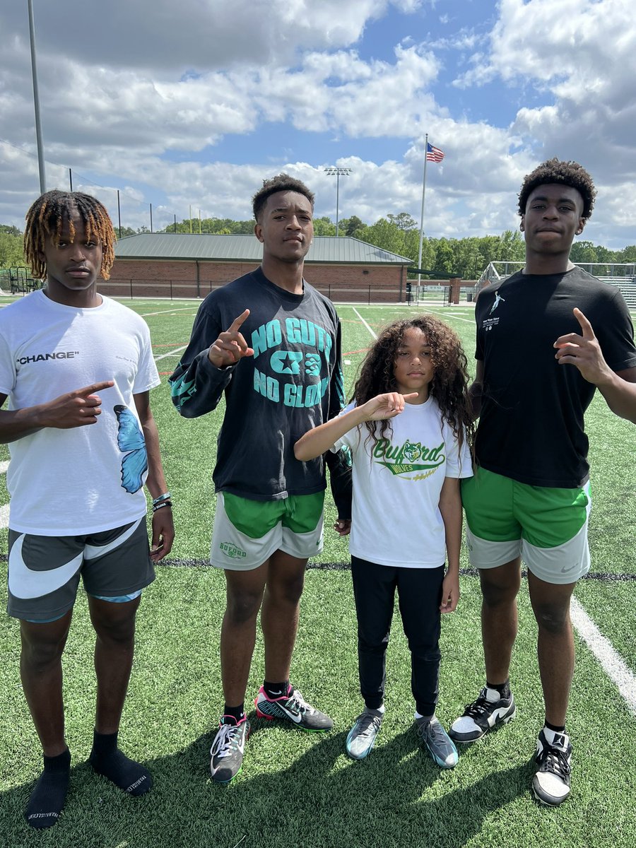 CAME TO THE WOLF DEN AND WORKED OUT WITH @dareu_i AND NEW STANFORD COMMIT @_ChrisGarland AND MY OTHER BIG BRUHS @EthanHauser_no1 @Nassirtheking24 HAVE AN AWESOME SPRING!!!! @CoachApp35 @Chris_GantJr @buford_football @RecruitGeorgia @NEGARecruits @DukestheScoop