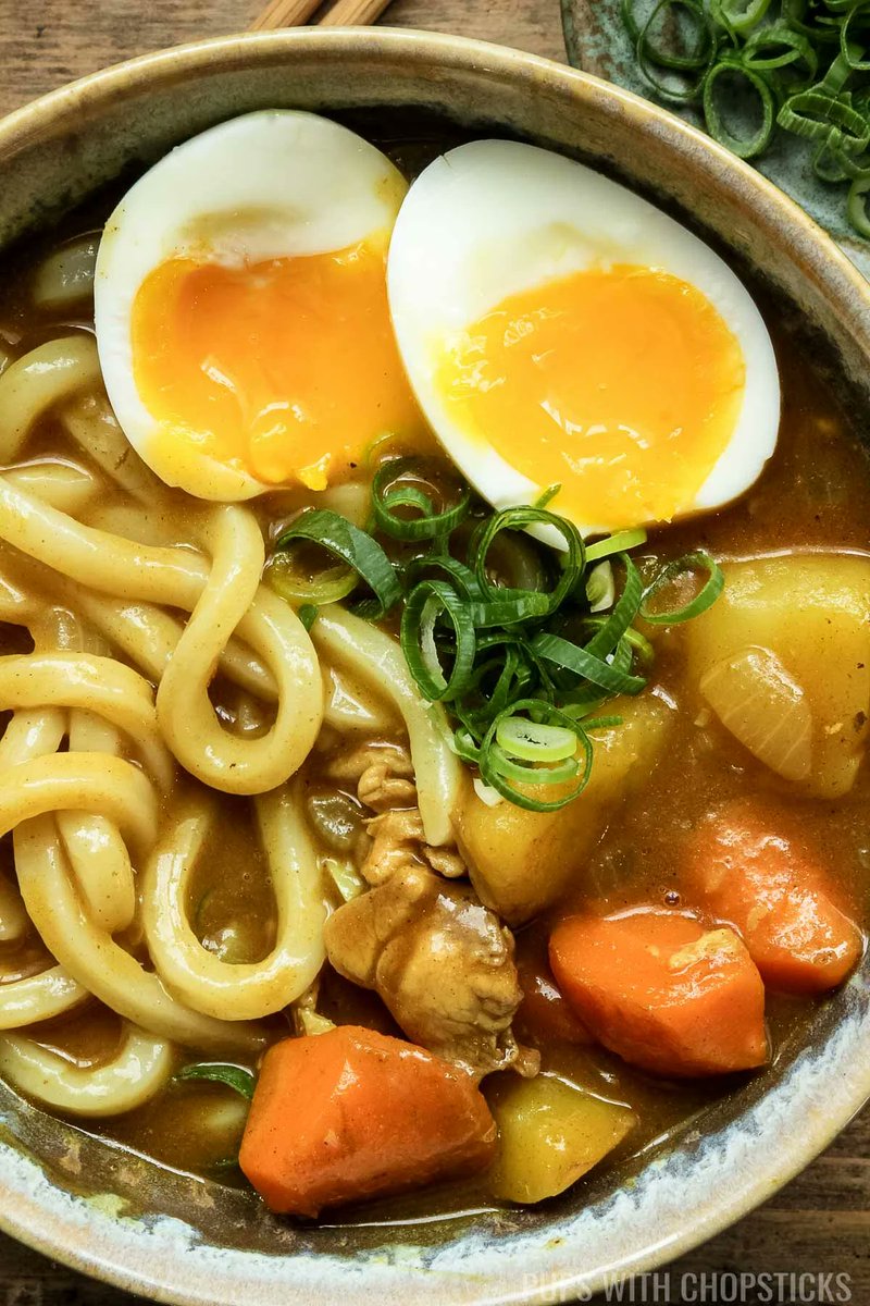 Japanese Curry Udon (Quick and Easy Weeknight Dinner) Recipe: pupswithchopsticks.com/curry-udon/?fe… #foodie #Nomnom #asianrecipes #asianfood