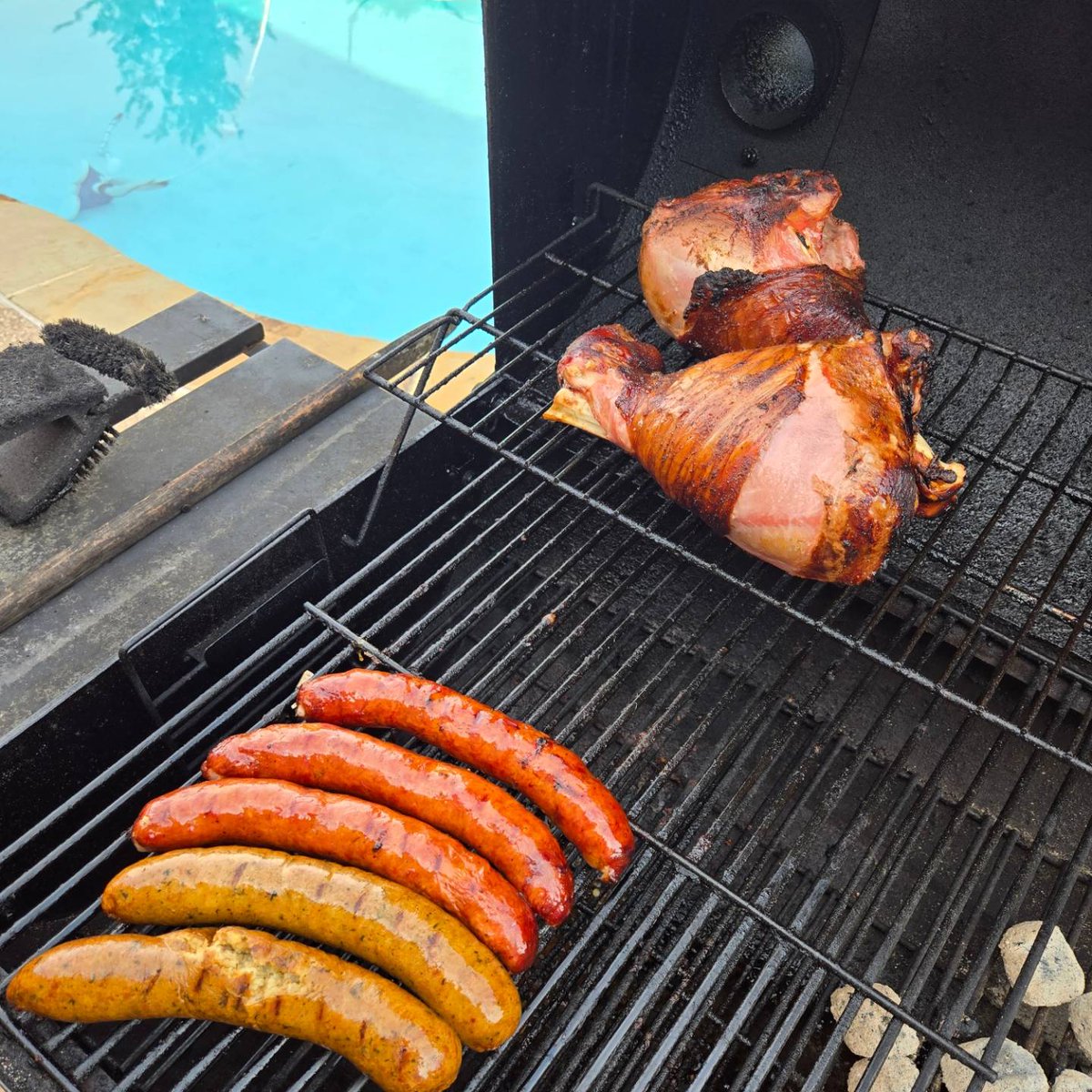 Protein for the week!

#TurkeyLegs #PorkChops #Boudin #AndouilleSausage #PecanWood #GrillingSeason #SmokedMeat