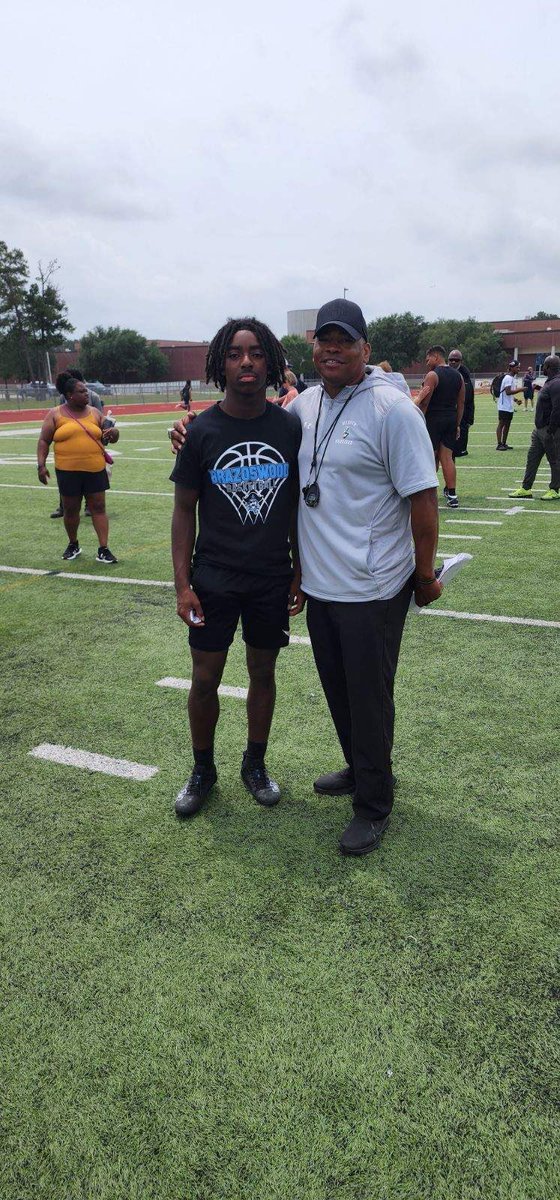 gstrauther2026's tweet photo. Had a great time and was selected as a top performer at the recruit nation camp. Thank you @CoachTravisJoh1 https://t.co/lw6g2w8jVu