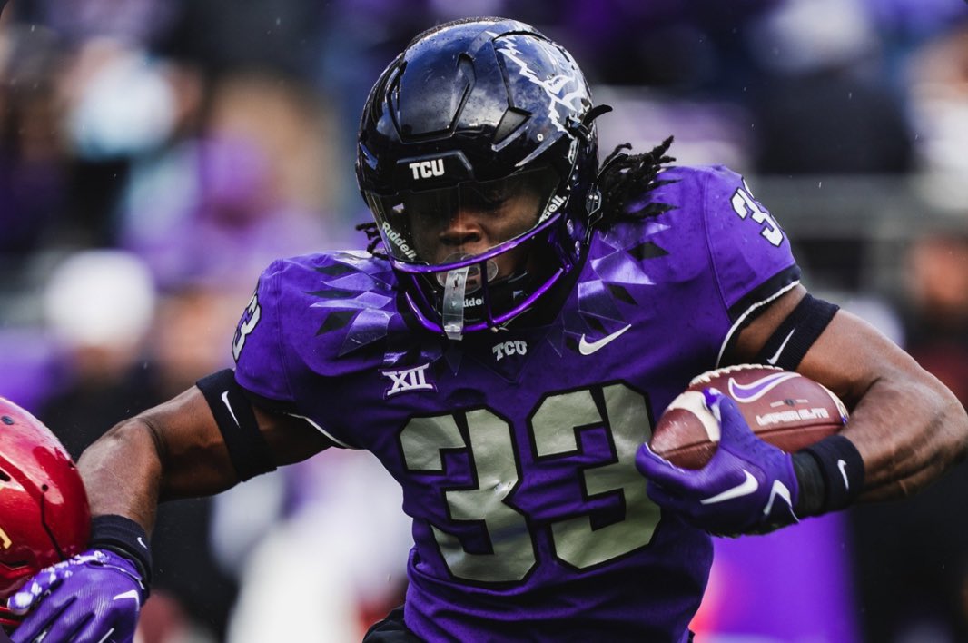 #AGTG🙏🏽 I am blessed & honored to have received an offer from @TCUFootball @TCU_Athletics 🟣⚫️🔴 @TCU @rajesh_murti @FBCoachJSmith @CoachHardeman @MJWSR35 @Rhettbomar7 @E_Westbrooks20 @On3sports @247Sports @Tanner_Snustead @247Hudson @AGEDITS32 @TylerOlker @dctf @RivalsFriedman