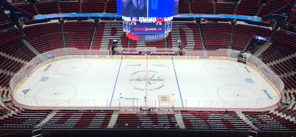 It's quiet now, won't be for much longer. Please join us on @MonSportsNet beginning at 7 pm E. Stream us: bit.ly/4dcSRWW