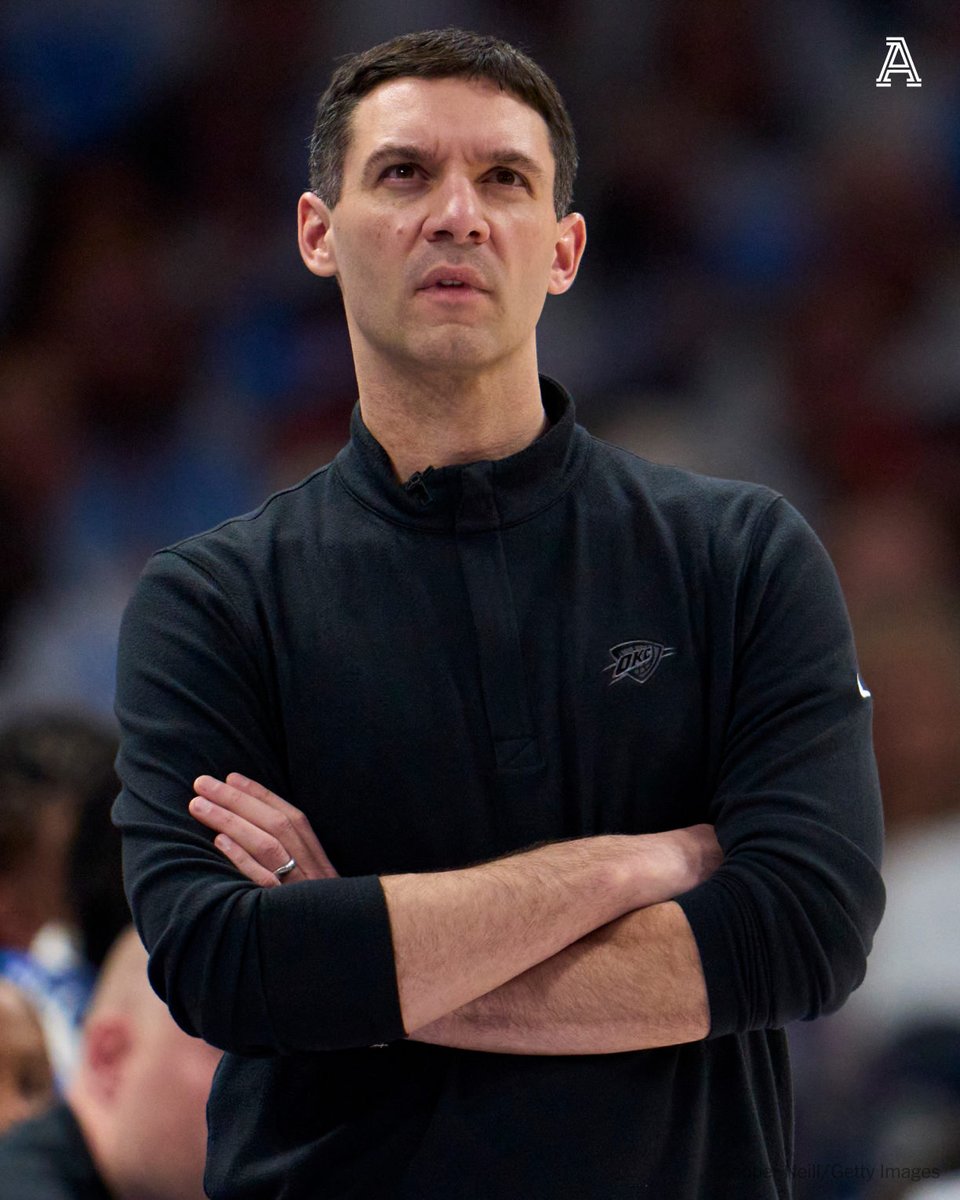 Oklahoma City Thunder head coach Mark Daigneault has won the 2023-24 NBA Coach of the Year award 🏆 The Thunder finished with a 57-25 record and were the No. 1 seed in the West. More ⤵️ theathletic.com/5455362/2024/0…