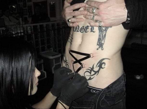 𖤐 (@allbertonedu) on Twitter photo 