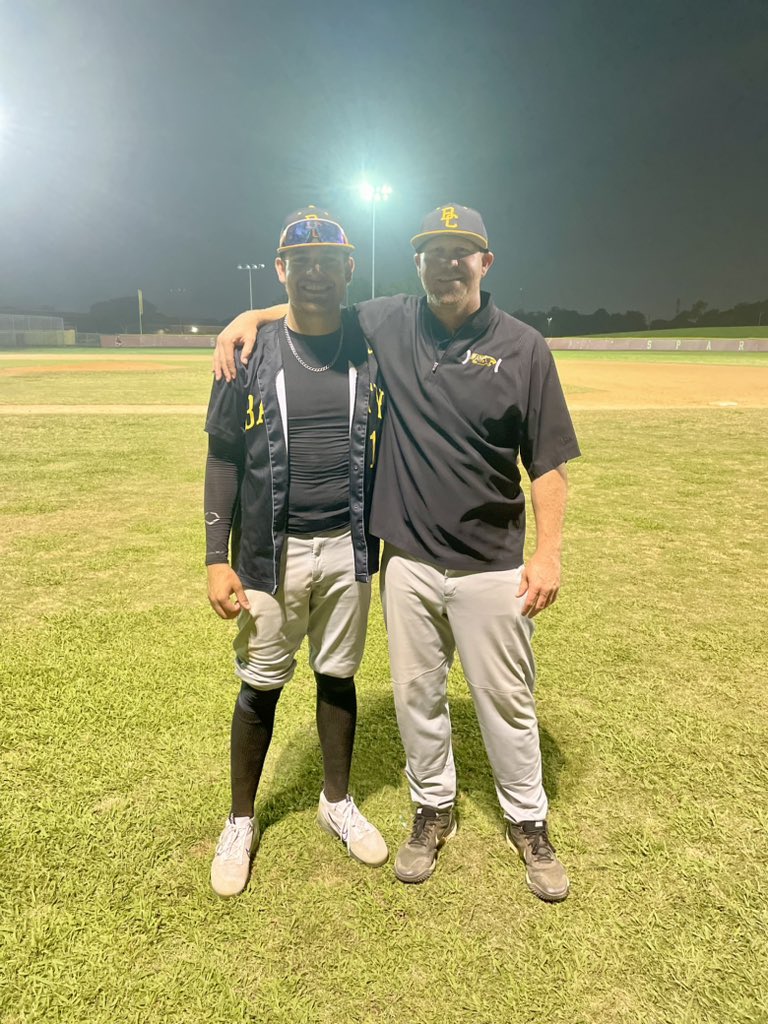 bighitdewitt_11's tweet photo. Tuned in my 11 jersey for the last time Friday night. Can’t believe my high school career is over, can’t say enough how much I love and appreciate my teammates and coaches. Now onto the next chapter at @ETBU_Baseball !

@Loudermilk_ @jrdhd20 @C_Ander5 @tswade7 @CoachAPate https://t.co/DfEdjUzzhw