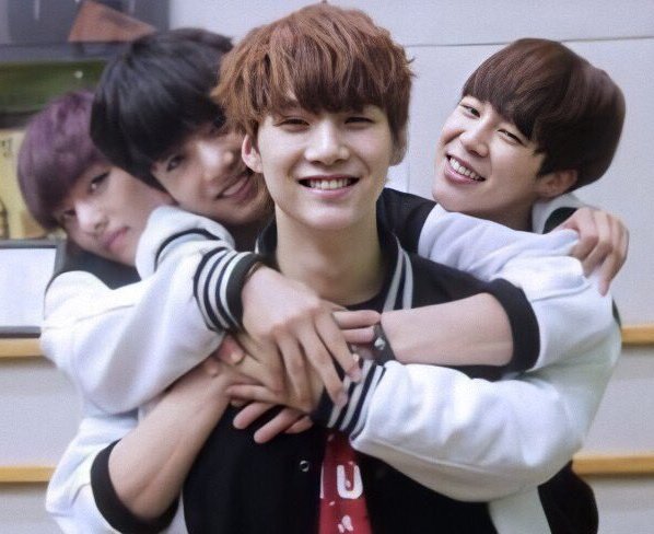 YOONGI WITH MAKNAE LINE