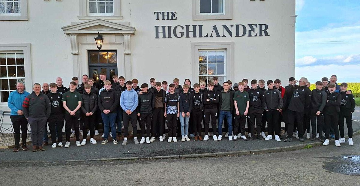 Both our U15s (32-0) & U16s (44-17) enjoyed winning friendly games this morning against Ashington before taking in the Newcastle v Sale game at Kingston Park. The boys then stopped off for their tea at The Highlander in Belsay. #HawickYouthRugby
